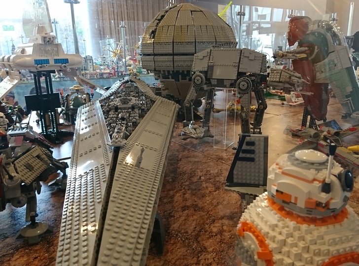 Wielka Wystawa Klock&oacute;w Lego 