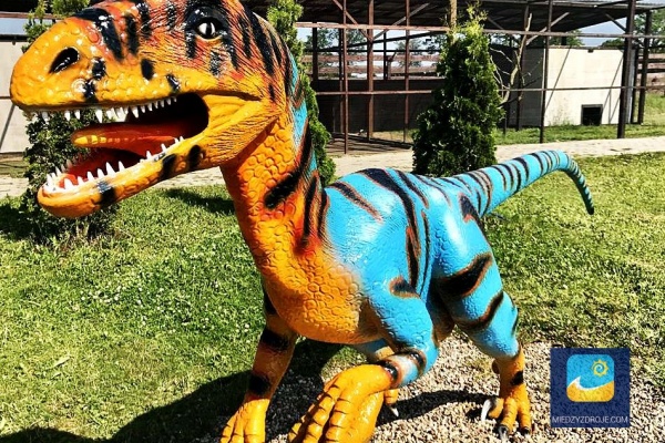Park Dinozaurów 40 km od Międzyzdrojów.